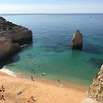 In Near & Pool * Carvoeiro (Lagoa)