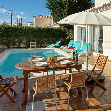 In Near & Pool וילה *
