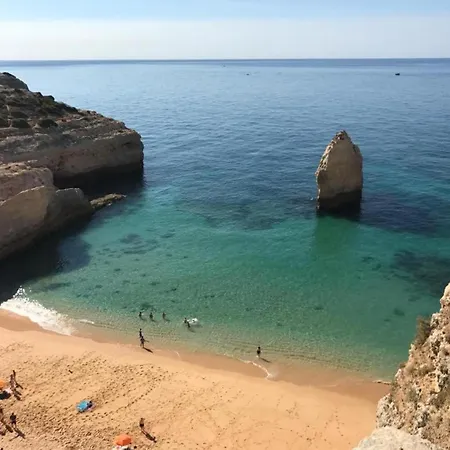 In Near & Pool * Carvoeiro (Lagoa)